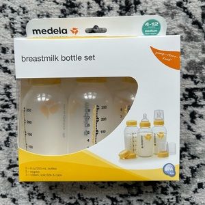 Medela breastmilk bottle set.